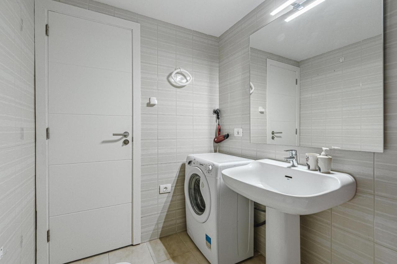 Family Apartment With 3 Bedrooms And Balcony Near Los Gigantes And Ocean ปัวร์โตเดซานตีอาโก ภายนอก รูปภาพ