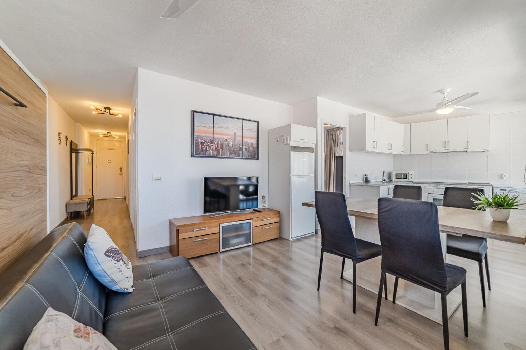 Family Apartment With 3 Bedrooms And Balcony Near Los Gigantes And Ocean ปัวร์โตเดซานตีอาโก ภายนอก รูปภาพ
